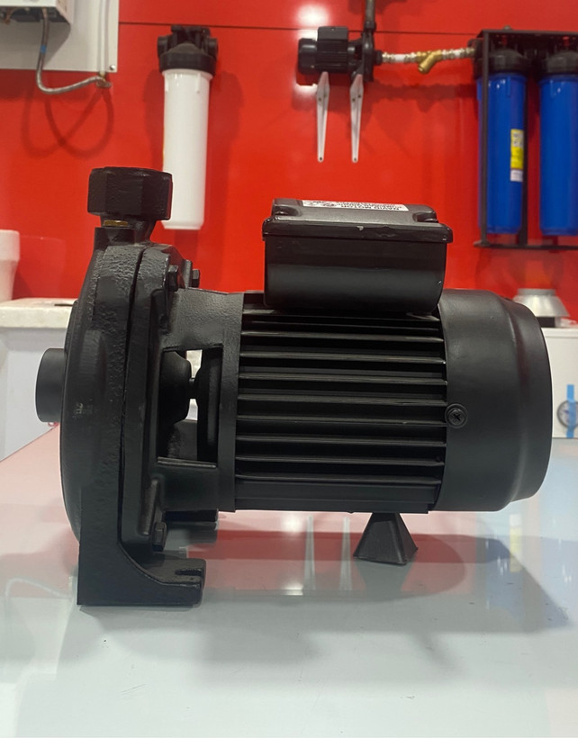 پمپ آب خانگی برند نوید موتور مدل CM100 /1 HP بشقابی